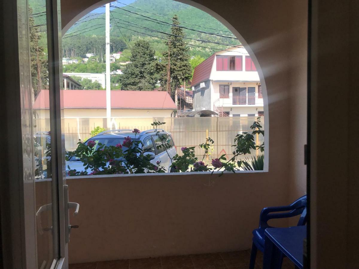 Davel Hotell Gagry Eksteriør bilde